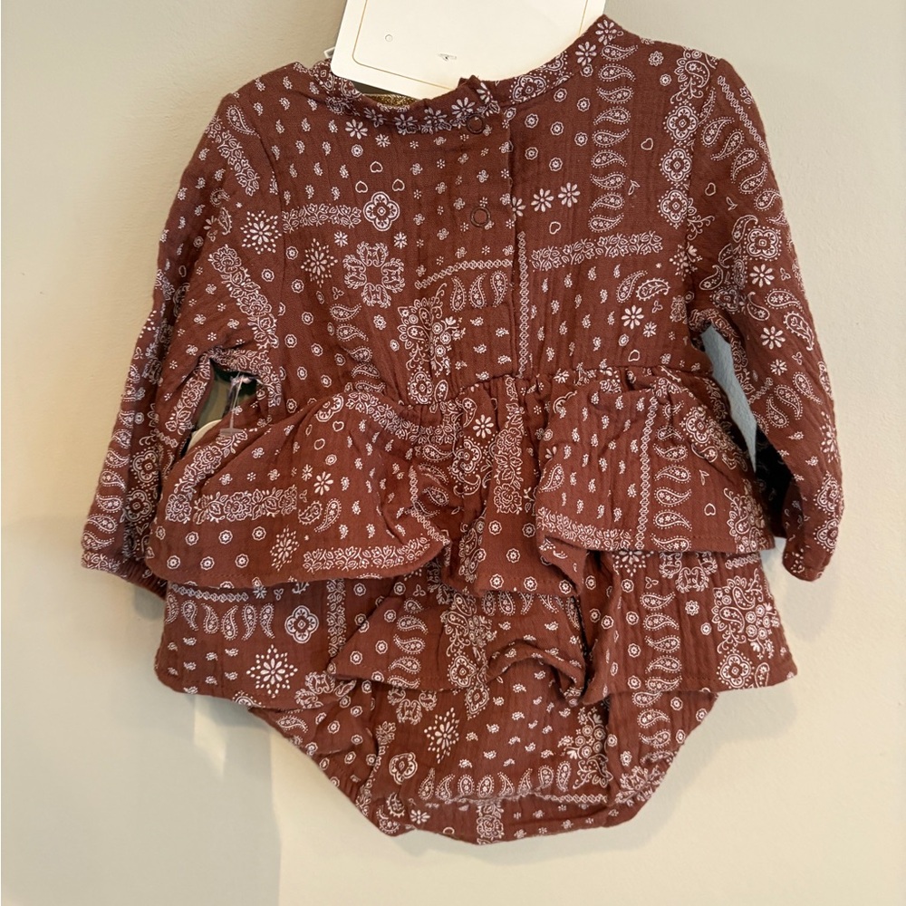 Cynthia Rowley Brown Paisley Baby Romper with Bow NEW - Picture 5 of 5